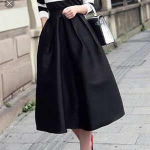 Black midi skirt